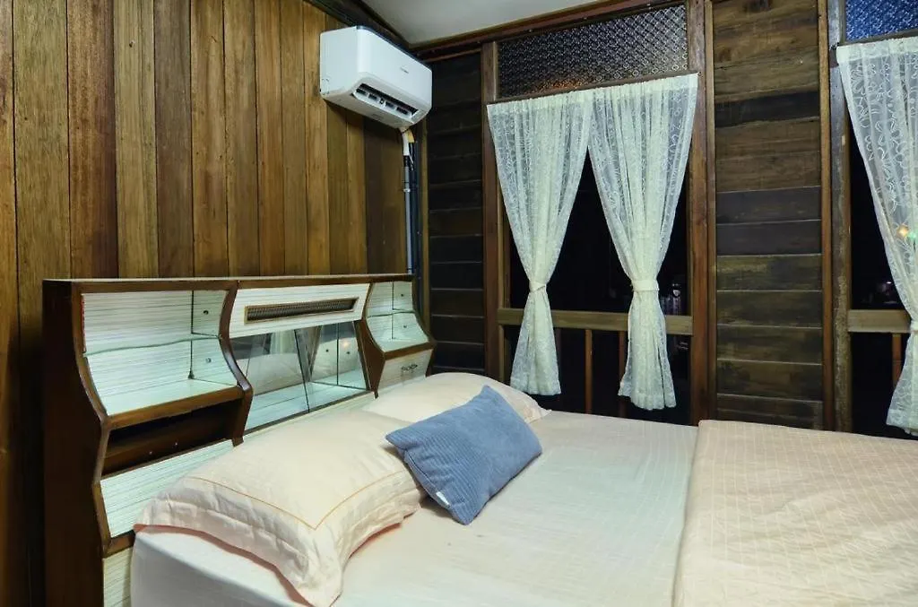 Oyo Home 90745 Desa Balqis Beach Resort Malacca Μαλαισία